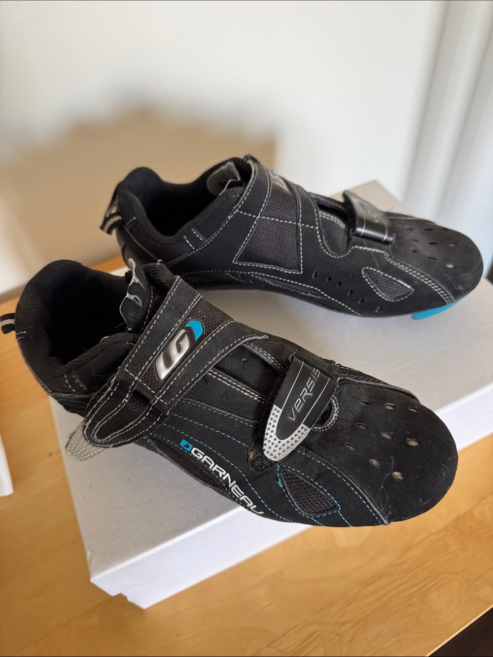Garneau Women's Black Athletic Cycling Shoes with Blue Accents